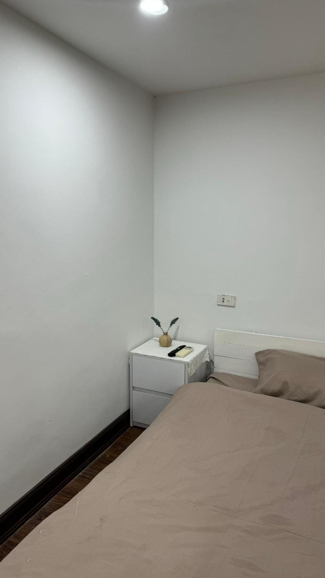 Bom House - Zxz Apartment Ханой Екстериор снимка